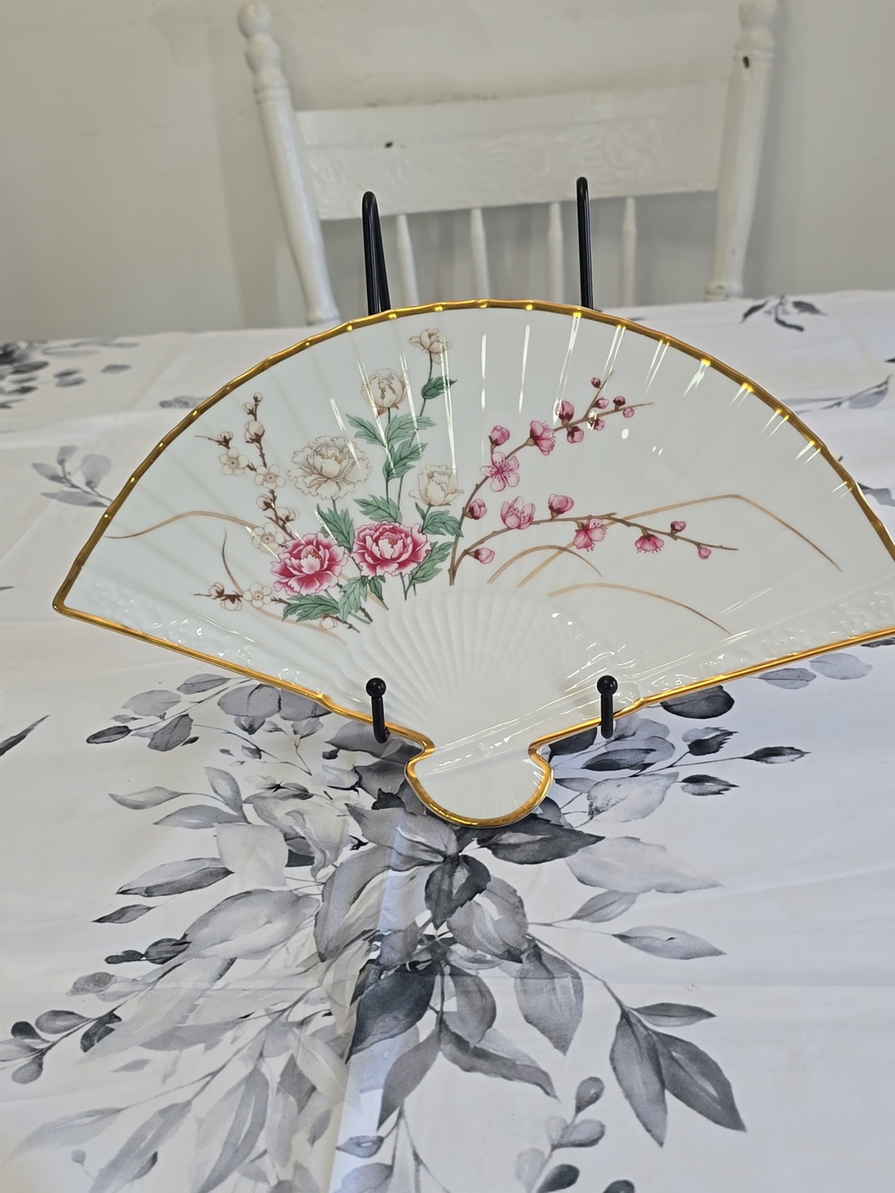 Vintage Lenox  Plum Blossom Fan Porelain Winter Wall Hanging 1988 Japan